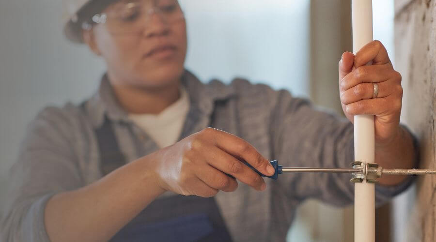 Professional same day plumber in Bartelso, IL